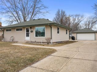 N85W17120 Ann AVENUE, Menomonee Falls, WI 53051