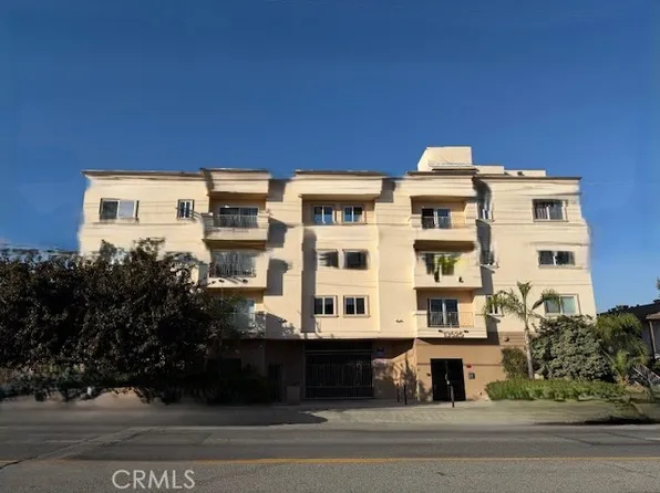 13525 Vanowen St, Van Nuys, CA