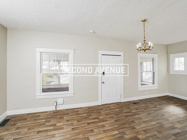 302 Cecil Ave — Photo 11