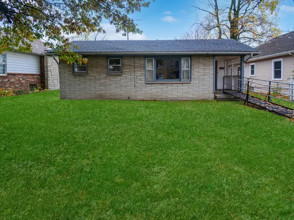 124 S 9th St, Chesterton, IN 46304