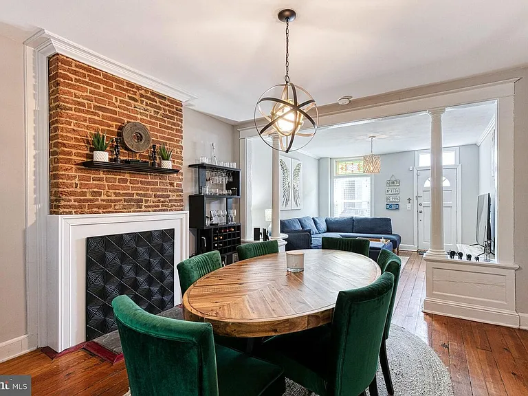 106 S Castle St — Photo 8