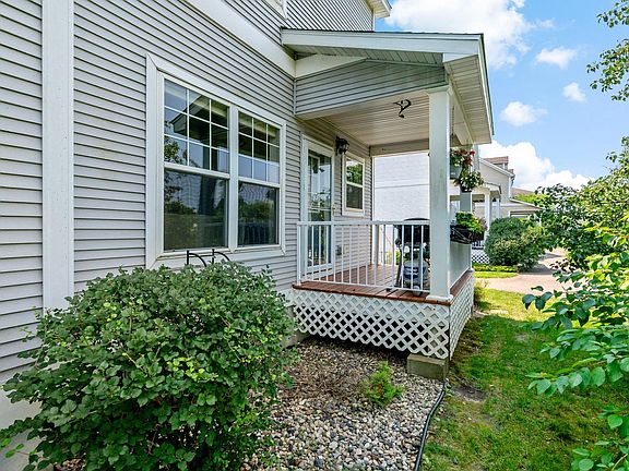 5th image of 2935 Hemingway Dr