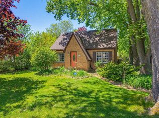 W226N3045 Duplainvlle ROAD, Waukesha, WI 53186