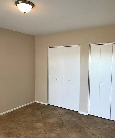 4047 E Carson Rd — Photo 8