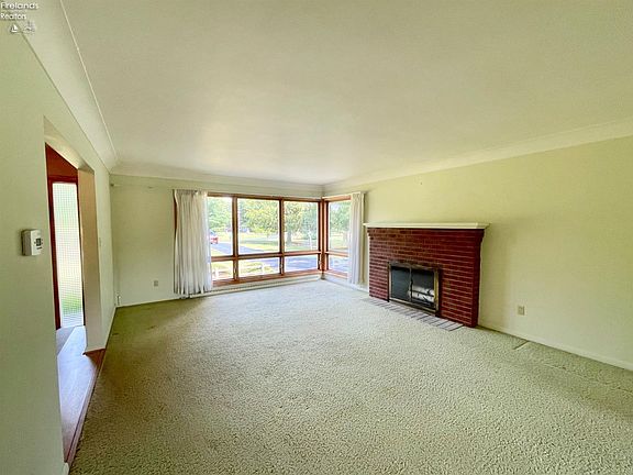 3rd image of 4198 S Township Road 22