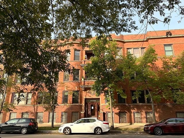 1st image of 2538 N Sacramento Ave