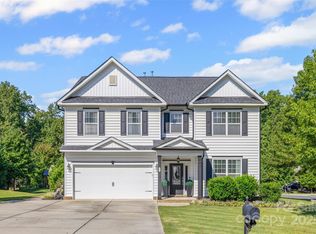 559 Daventry Ct, Clover, SC 29710