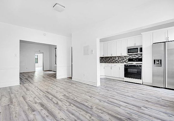 3rd image of 1533 Greene Ave Floor 2