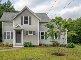 238 Dunstable Rd, North Chelmsford, MA 01863
