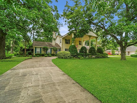 2nd image of 4403 Colony West Dr