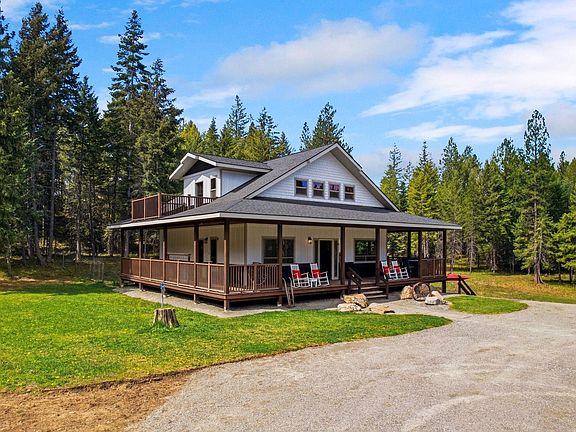 3rd image of 396 Latigo Ln