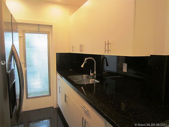 3rd image of 8132 Harding Ave APT 5