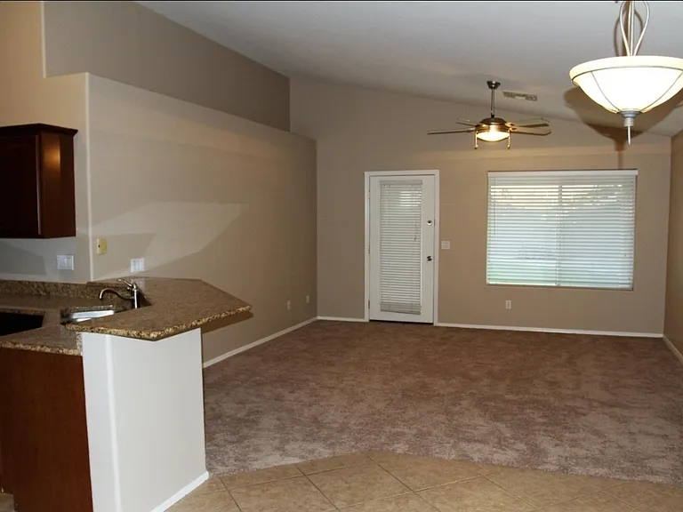 7713 W Foothill Dr — Photo 3