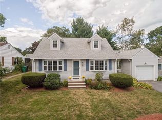 59 Gillooly Dr, Warwick, RI 02888