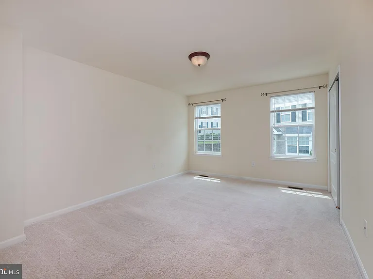 4165 Bunker Hill Dr N #N — Photo 19