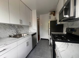196-65 69th Ave #3B, Fresh Meadows, NY 11365