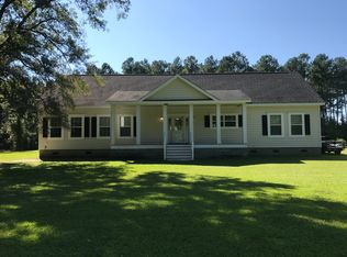 1490 Old Brick Rd, Vanceboro, NC 28586