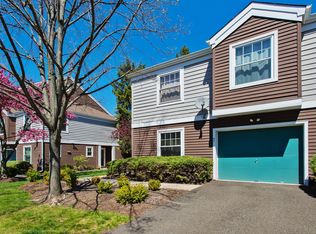 97 Bonney Ct, Bridgewater, NJ 08807
