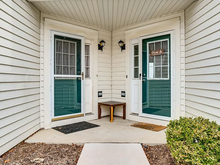 1357 S Candlestick Way — Photo 4