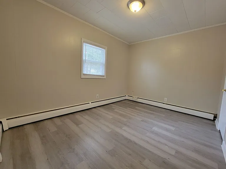 514 Hanover St — Photo 7