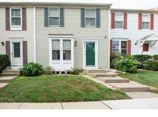 4 S Hill Dr, Hamilton, NJ 08610