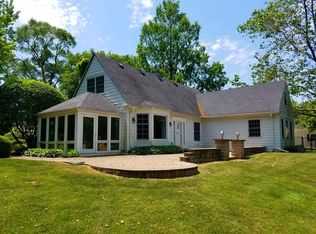 24836 W Nippersink Rd, Round Lake, IL 60073