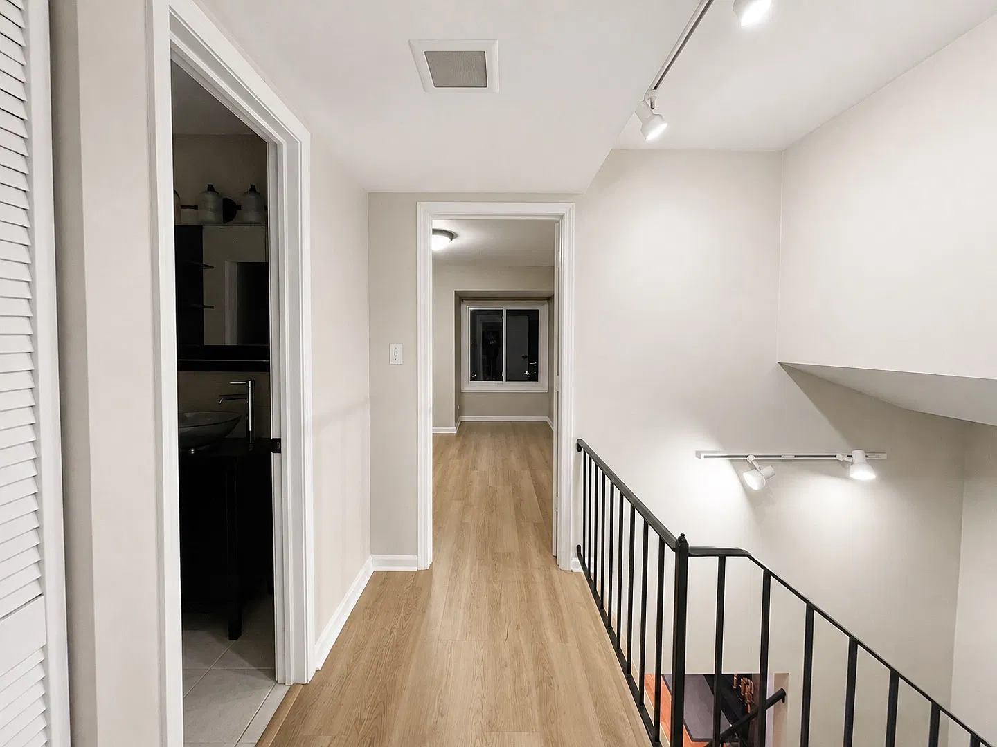 2 bed, 1450 sqft, $2,800 — Photo 3