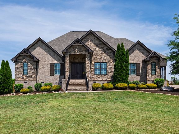 2nd image of 1196 Liberty Ln