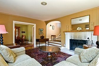 Living Room :: 883 E. 28th Street