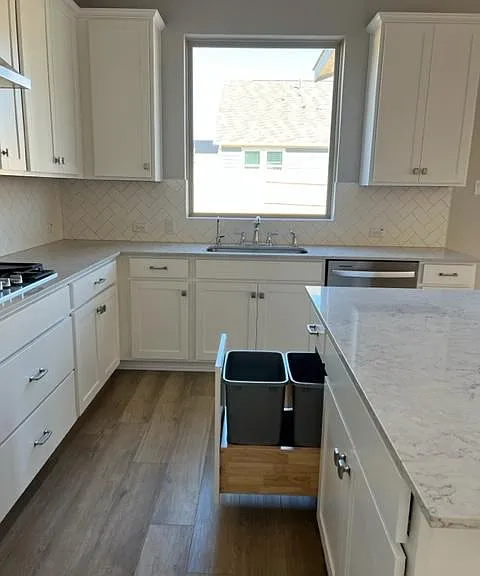 1006 Pinyon Cv — Photo 28