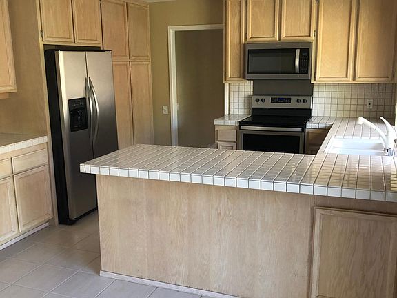 4th image of 11395 Gold Country Blvd