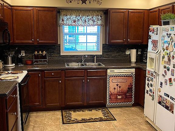 5th image of 528 Flamingo Cir