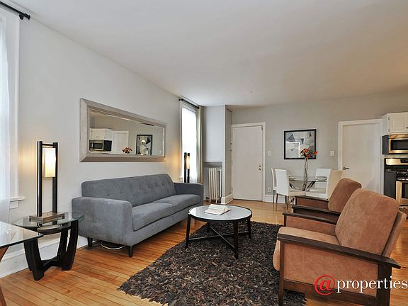 Living Room/Dining Room