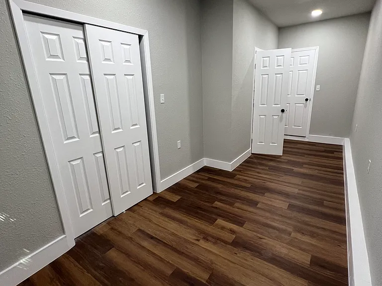 Primary Bedroom (2nd Angle)