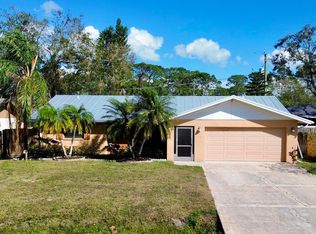 2139 Upton Ave, Sarasota, FL 34232