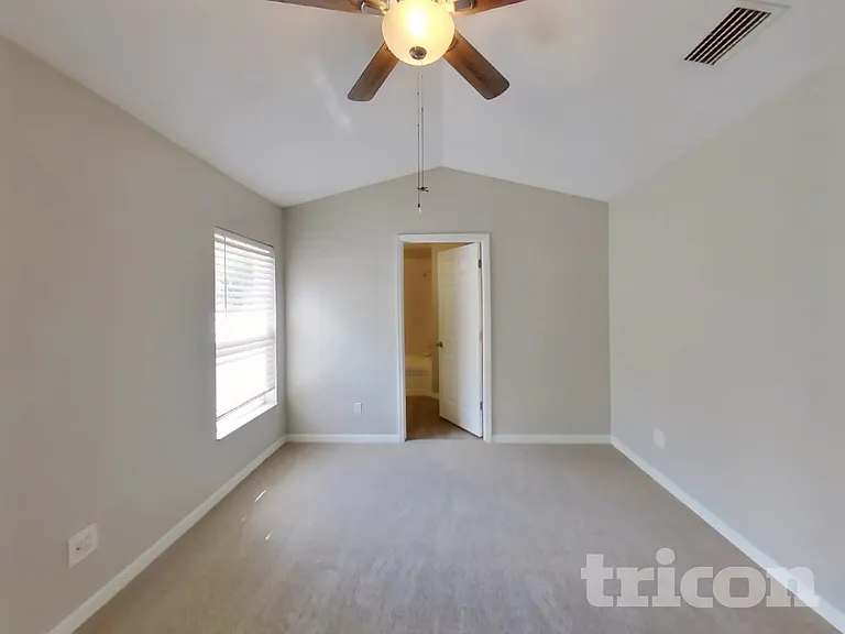 11106 Robin Lake Ct — Photo 8