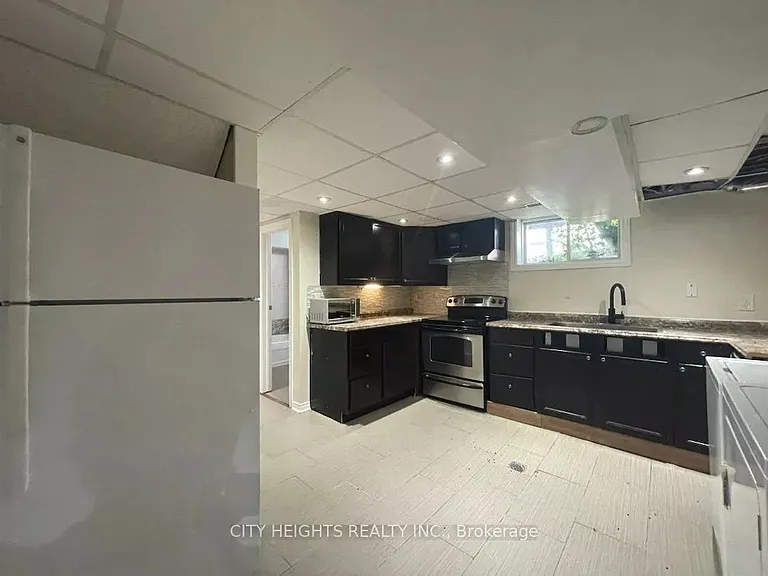 73 Hickling Trl #BASEMENT — Photo 13
