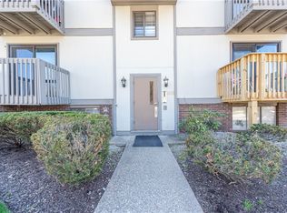 505 Hunters Path Rd APT 23, Bridgeville, PA