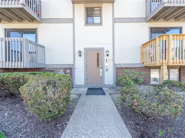 505 Hunters Path Rd APT 23, Bridgeville, PA 15017