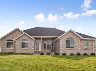 3994 N New Ln, Oakley, UT 84055