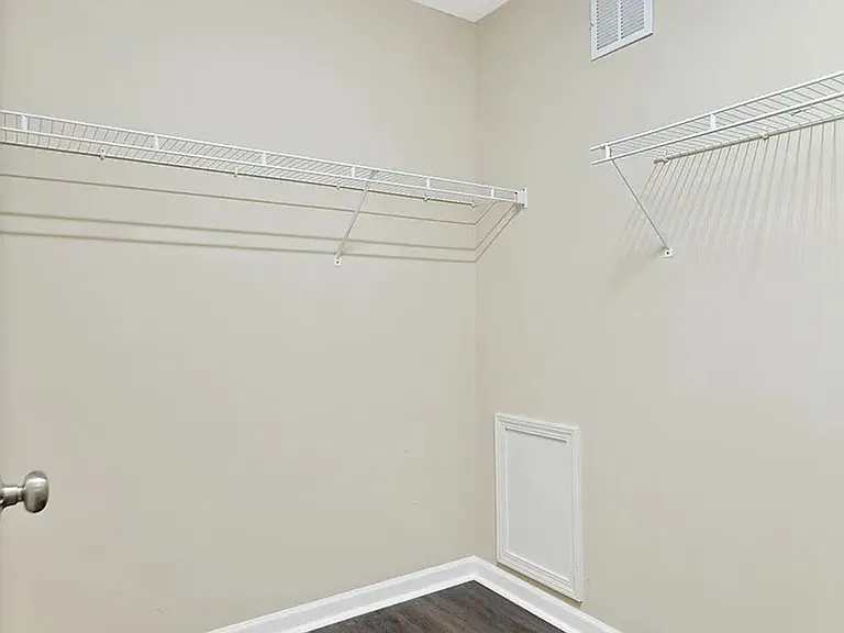 1705 Bailey Ave — Photo 8