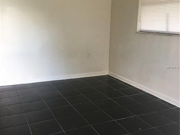 4th image of 4656 Oliva St