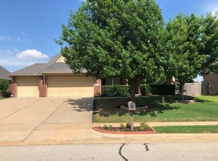 11903 S Vine St, Jenks, OK 74037