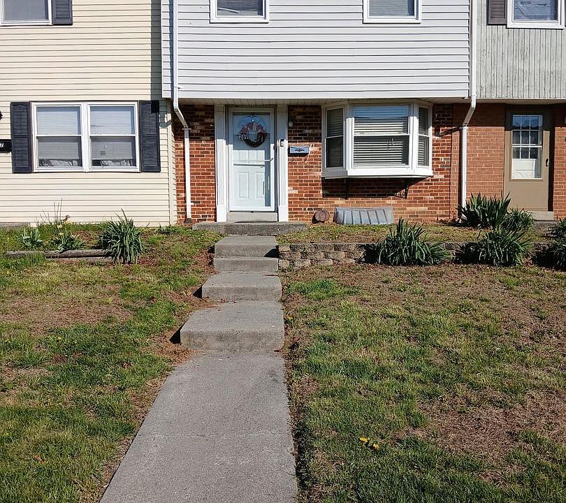 1st image of 209 Ritter Pl