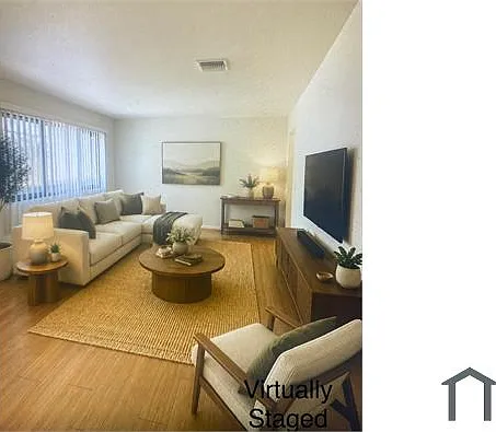 3 bed, 1050 sqft, $3,350 — Photo 2