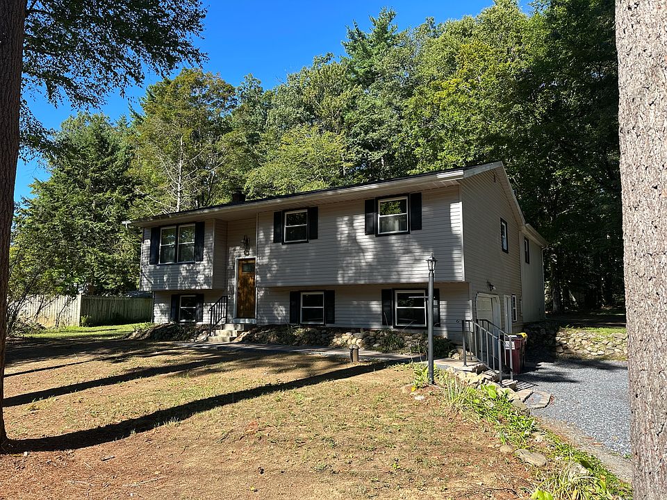 1st image of 148 Sandhill Rd