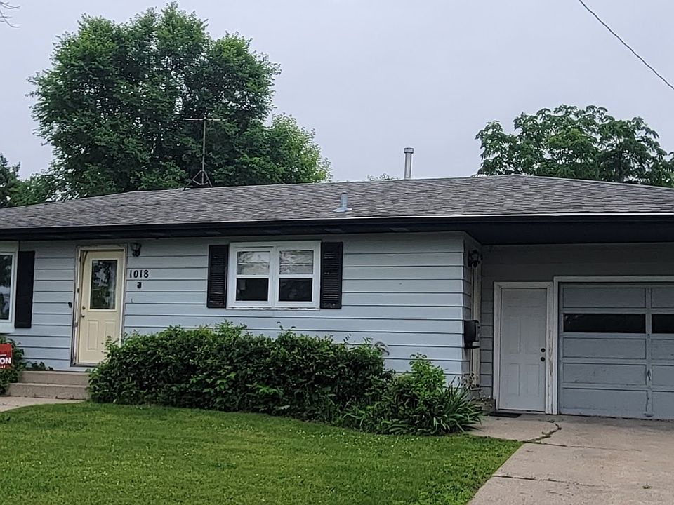 1st image of 1018 16th St S