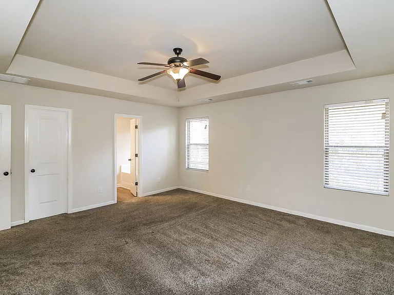 340 Concord Ter — Photo 12