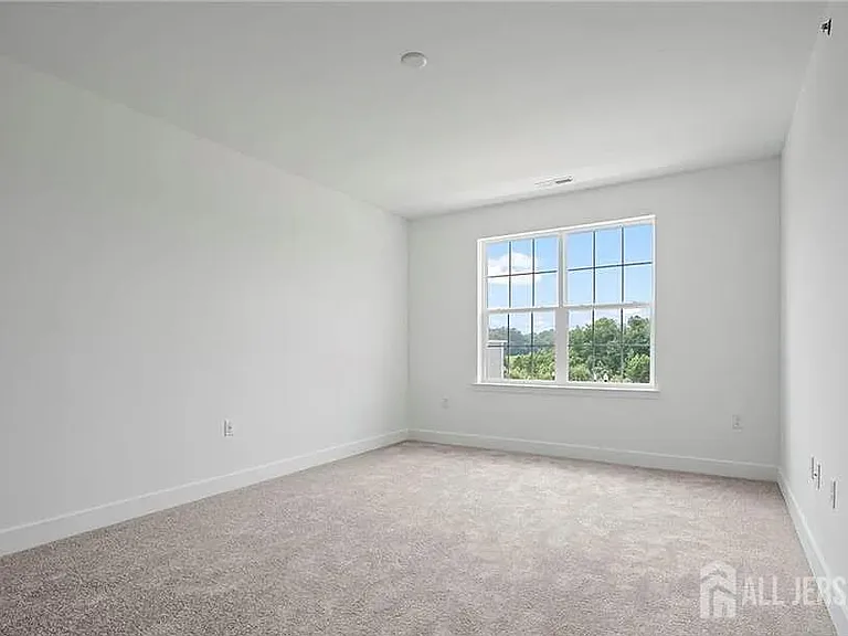 28310 Radford Ct — Photo 15