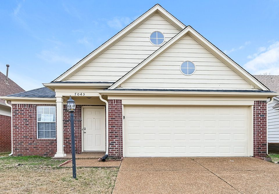 1st image of 7045 Kings Crown Dr